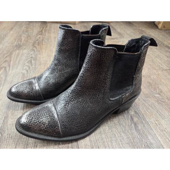 Dolce Vita Women's Black Chelsea Boots 7.5 Metallic Animal Print Ankle Bootie - Picture 1 of 11